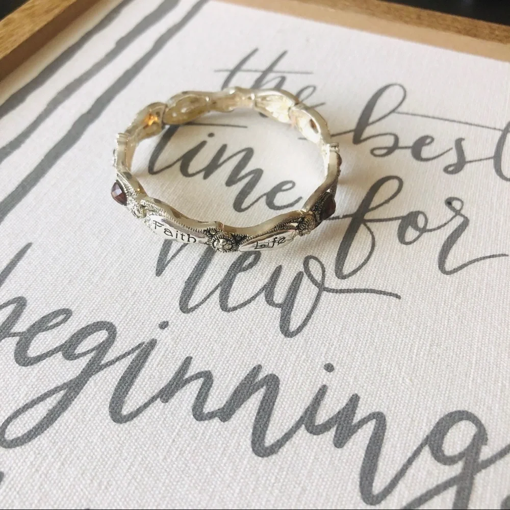 🌸Vintage 90s bracelet stretch faith‎ life purple